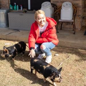 Meet your Posher, Ji